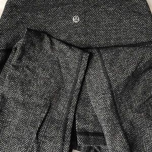 Herringbone Lululemon Leggings- size 6